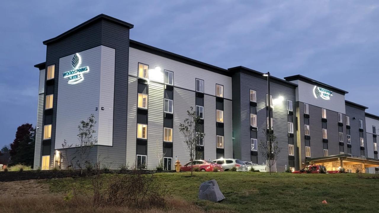 Woodspring Suites Dearborn Detroit Екстериор снимка