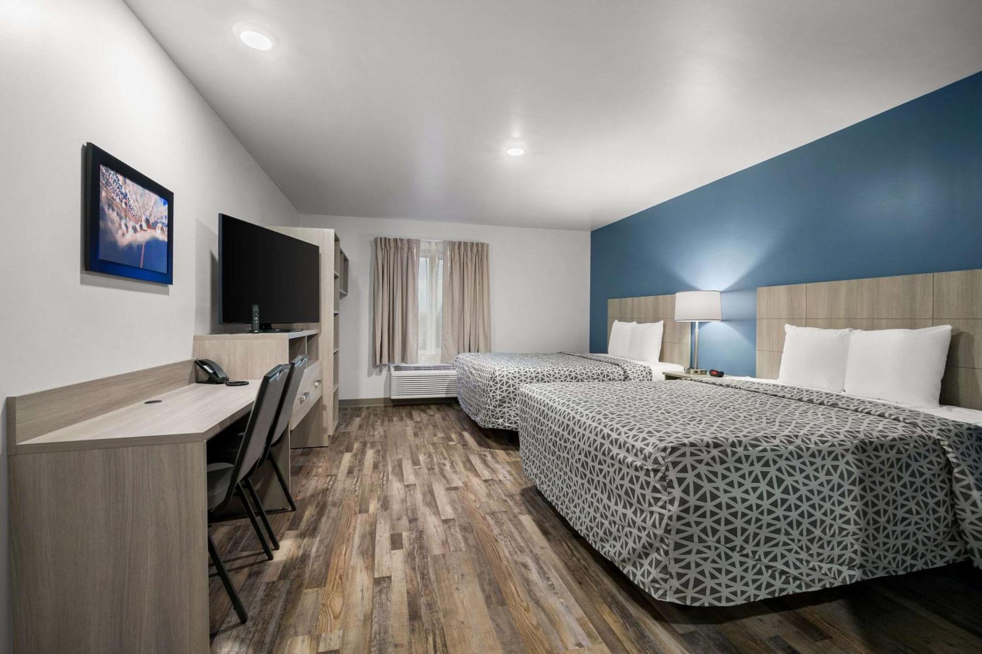 Woodspring Suites Dearborn Detroit Екстериор снимка